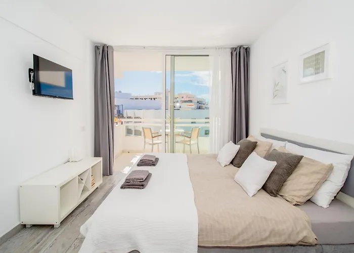 Modern Ponderosa, Americas *