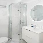 Modern Ponderosa, Americas * 아데제